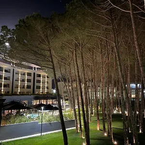 https://eme-apartments.albaniahotels.org