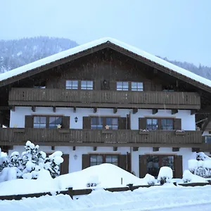 https://haus-elgin.com-bavaria.com